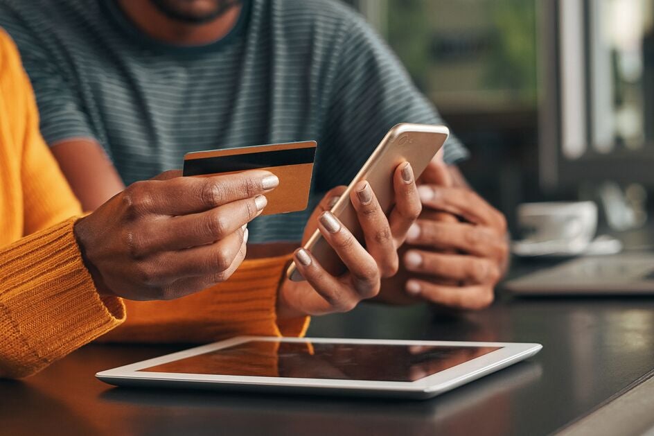 Tarjeta de crédito o débito: ¿cuál conviene usar y cuándo?